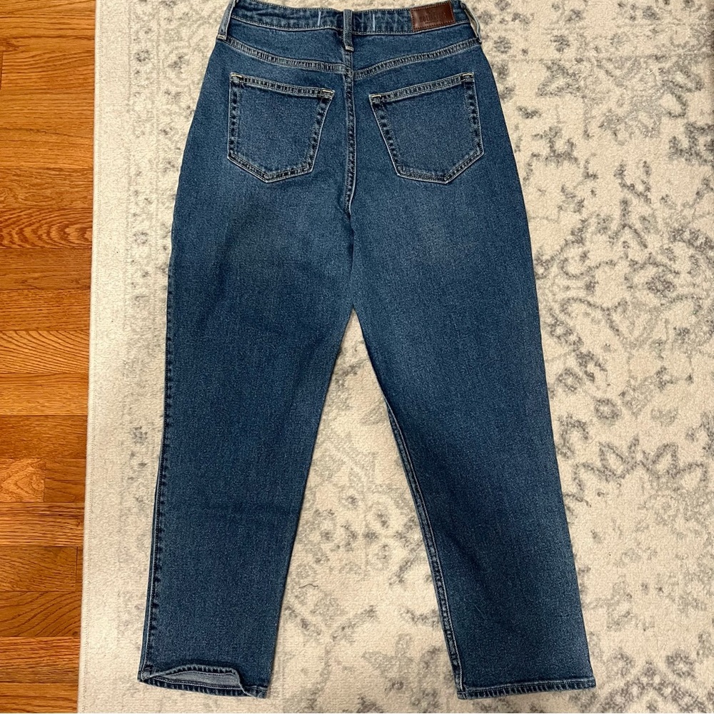 Hollister Curvy Ultra High-Rise Vintage Straight Jeans Vintage Stretch Size W26 - Picture 6 of 10